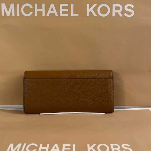 selling my mk wallet - Picture 2 of 2